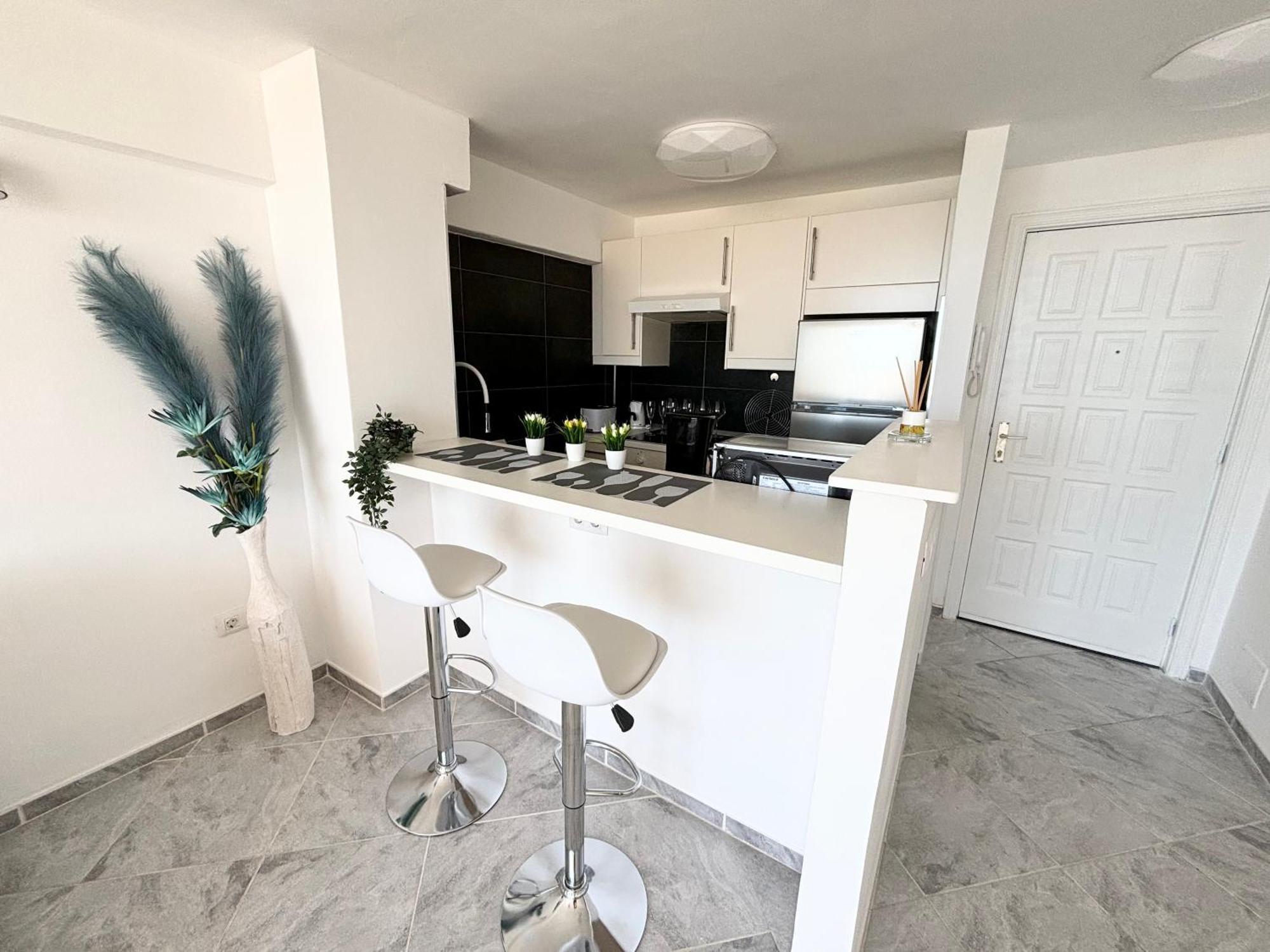 Luxury Ocean View Apartment 6Th Floor Los Cristianos  Exterior photo